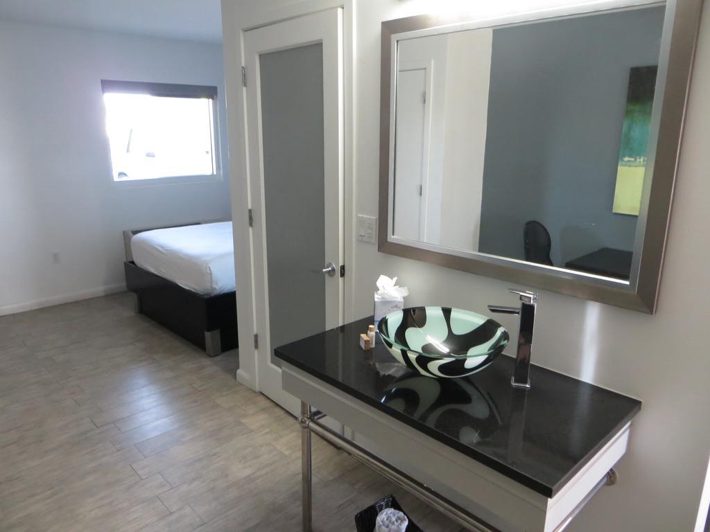 Lotus Boutique Inn And Suites Ormond Beach Exteriör bild
